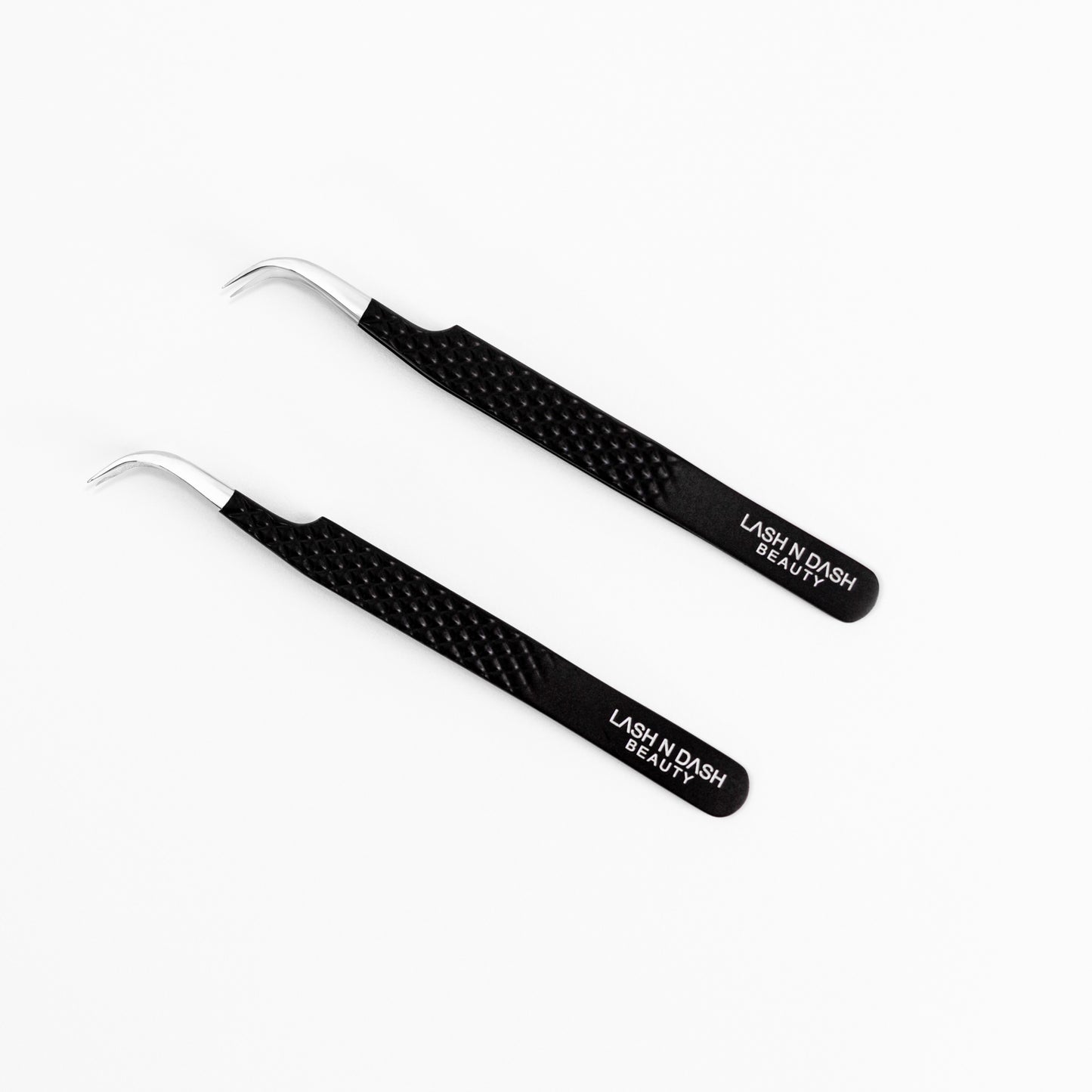 CLASSIQUE TWEEZERS